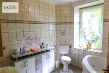 Badezimmer Gro�es Einfamilienhaus mit idyllischem Garten & extra Gem�segarten
am Wald gelegen