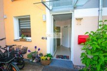 Eingangsbereich Stilvolles Zuhause mit Herz und Gartenfreude