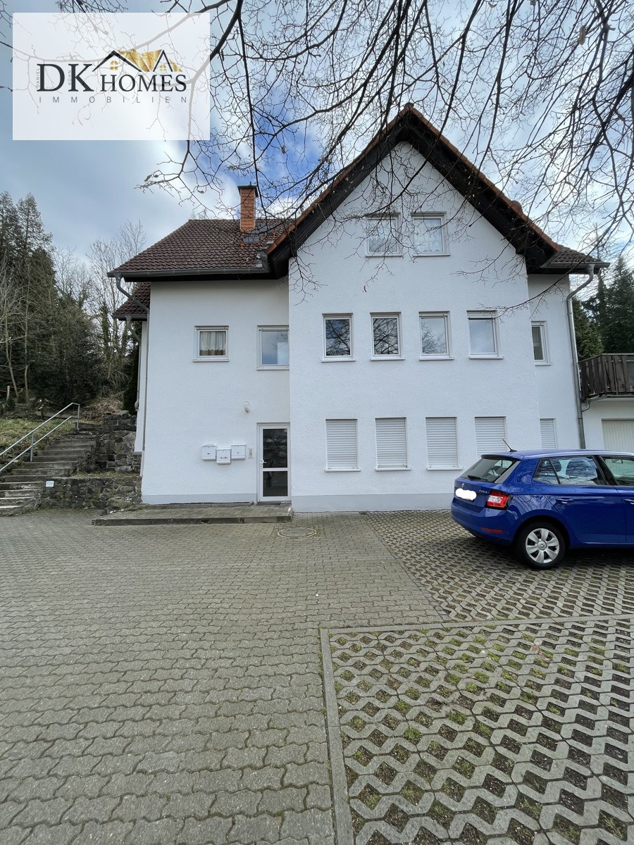 Hausansicht Etagenwohnung Schotten