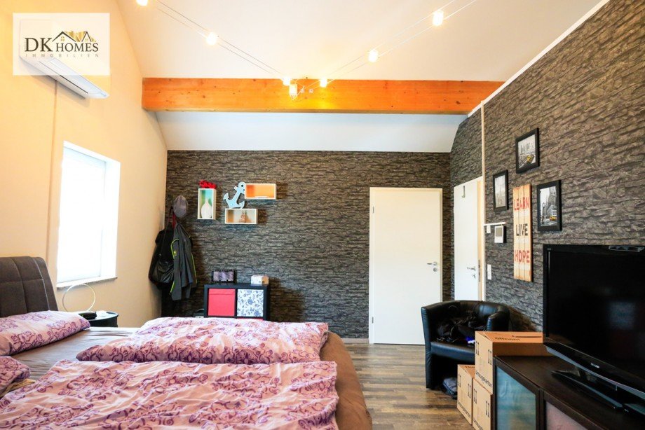 Schlafzimmer Doppelhaush�lfte Lampertheim