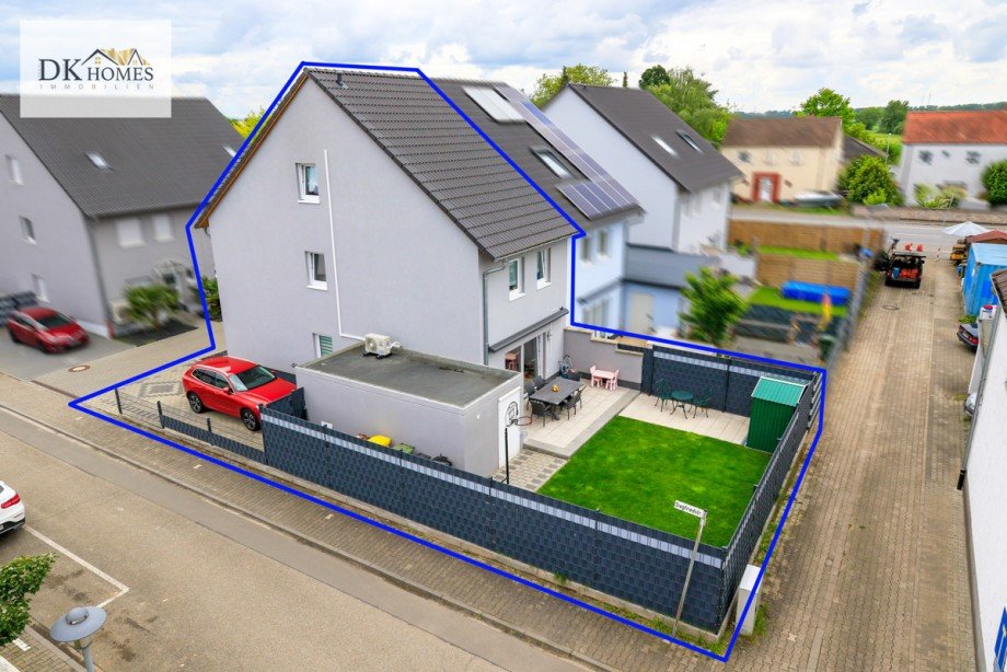 Seiten Ansicht Doppelhaush�lfte Lampertheim