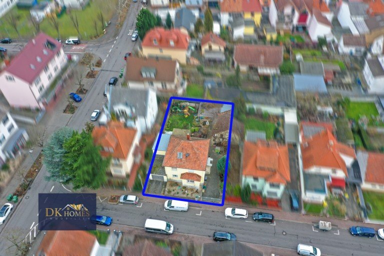 Vogelperspektive Viernheim Zweifamilienhaus Freistehendes stilvolles Zweifamilienhaus mitten in Viernheim