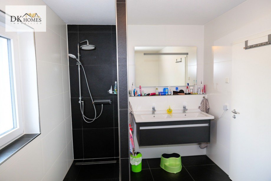 Badezimmer Doppelhaush�lfte Lampertheim