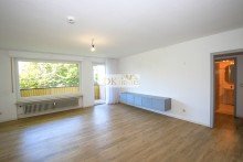 Wohnzimmer Charmante 3-Zimmerwohnung mit stilvollem Flair