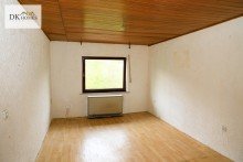 Wohnzimmer 1 OG ABRISS Haus  in ruhiger Lage von Wald Michelbach