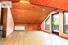 Wohnzimmer 2 OG HANGGRUNDST�CK in ruhiger Lage von Wald Michelbach