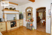 K�che Gro�es Einfamilienhaus mit idyllischem Garten & extra Gem�segarten
am Wald gelegen