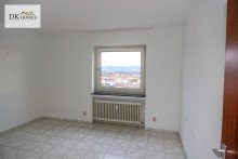 Kinderzimmer Stadtwohnung mit zwei Riesenbalkonen im Herzen Viernheims