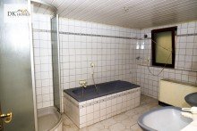 Badezimmer EG HANGGRUNDST�CK in ruhiger Lage von Wald Michelbach